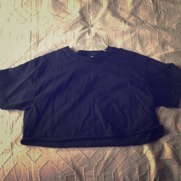 Black T-Shirt - Picture 1 of 2